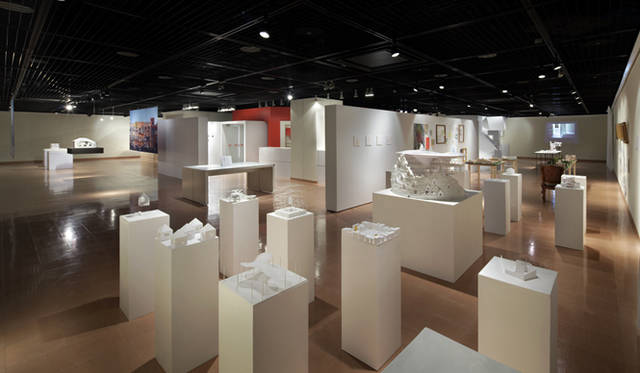 <strong>『U-30 Under 30 Architects exhibition 2011』</strong> Photography : Satoshi Shigeta © Nacasa & Partners Inc.