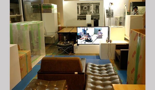 <strong>ヨコハマトリエンナーレ2011</strong>　田中功起  「美術館はいっぺんに使われる」