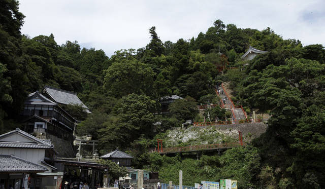 <strong>「建築学生ワークショップ滋賀2011」</strong>　Photography : Satoshi Shigeta © Nacasa & Partners Inc.