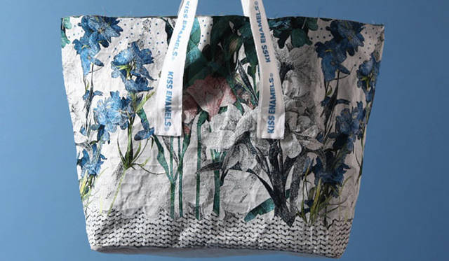 <strong>enamel.｜エナメル</strong>　オリジナルのゴブラン織り。3万5700円（LLサイズ）