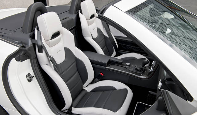 <strong>Mercedes-Benz SLK 55 AMG｜メルセデス・ベンツ SLK 55 AMG</strong>