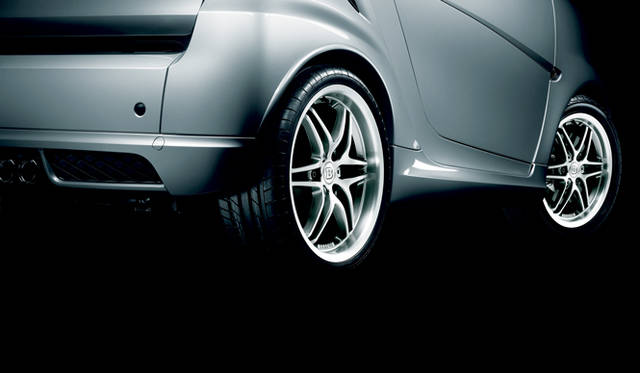 <strong>smart fortwo BRABUS Xclusive｜スマート フォーツー ブラバス エクスクルーシブ</strong>