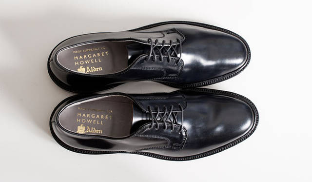 <strong> MARGARET HOWELL｜マーガレット・ハウエル</strong>　「MARGARET HOWELL×ALDEN」　バリーラスト（コードバン）9万9750円
