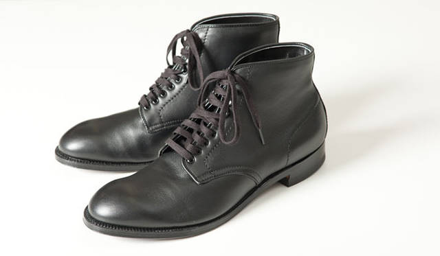 <strong> MARGARET HOWELL｜マーガレット・ハウエル</strong>　「MARGARET HOWELL×ALDEN」　モディファイラスト（カーフレザー）7万8750円