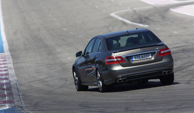 <strong>Mercedes-Benz E 63 AMG｜メルセデス・ベンツ E 63 AMG</strong>　