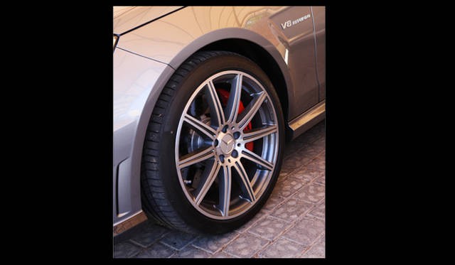 <strong>Mercedes-Benz E 63 AMG｜メルセデス・ベンツ E 63 AMG</strong>　