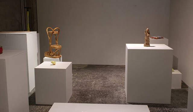 <strong>ヨコハマトリエンナーレ2011</strong>　泉 太郎 「釣りと整体」