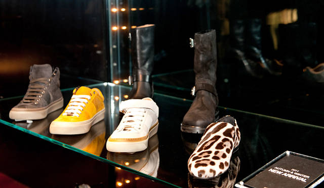 <strong>RESTIR｜リステア</strong>　JIMMY CHOOメンズシューズ