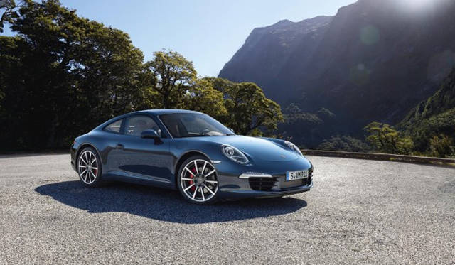 <strong>Porsche 911｜ポルシェ 911</strong>