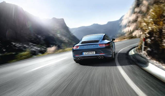 <strong>Porsche 911｜ポルシェ 911</strong>