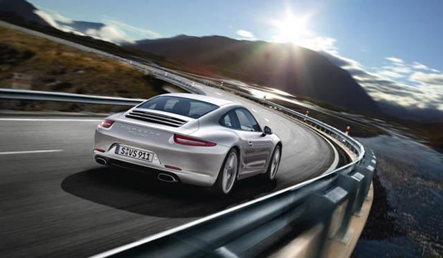 <strong>Porsche 911｜ポルシェ 911</strong>