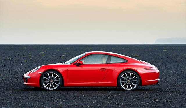 <strong>Porsche 911｜ポルシェ 911</strong>