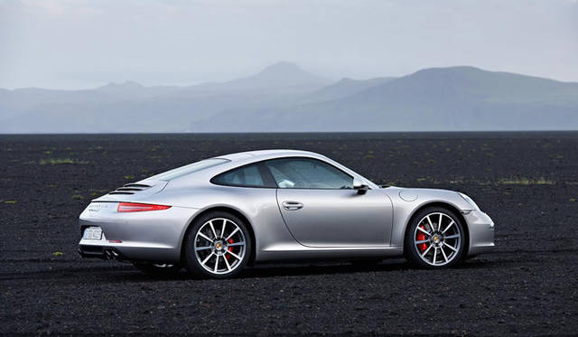 <strong>Porsche 911｜ポルシェ 911</strong>
