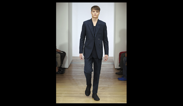 <strong>Yves Saint Laurent｜イヴ・サンローラン</strong>　