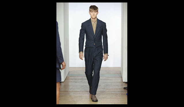 <strong>Yves Saint Laurent｜イヴ・サンローラン</strong>　