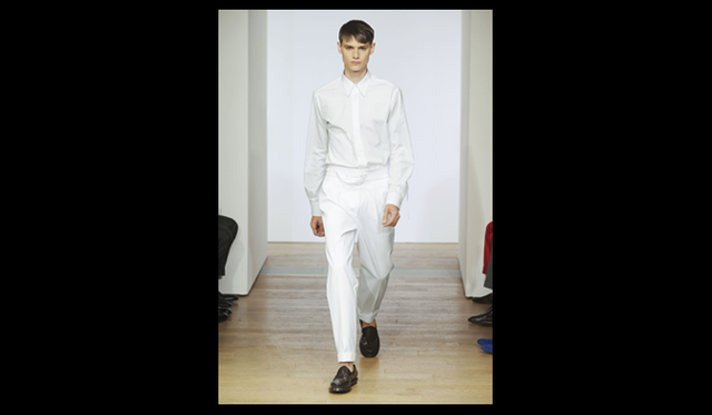 <strong>Yves Saint Laurent｜イヴ・サンローラン</strong>　