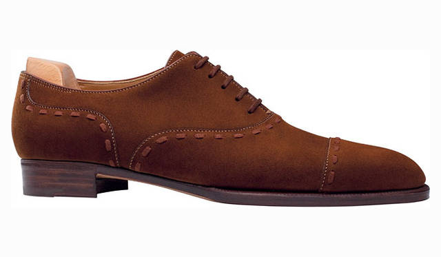 <strong>JOHN LOBB│ジョンロブ</strong>　ビスポーク「キャピタルコレクション」モデル「SEOUL」　（タバコブラウン スエード、キャラメル スエード ヒモステッチ、5ミリレザーソール、ベヴェルドウェスト、2.5センチヒール）