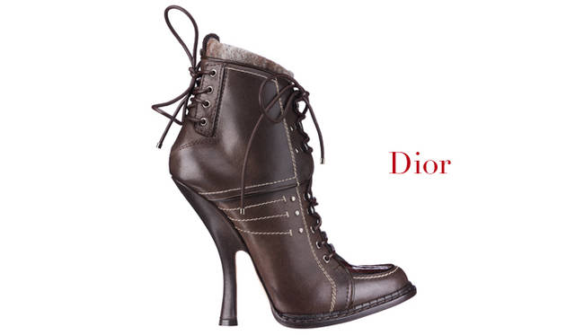 <strong>特集｜2011-12年秋冬トレンドシューズはこれ！　Chapter 02：Lace Up<br /><br />Dior｜ディオール</strong>　ブーツ 「DIOR MONTAGNE」 [H 11cm]　15万7500円　（ディオール／クリスチャン ディオール　Tel. 03-3263-2266）