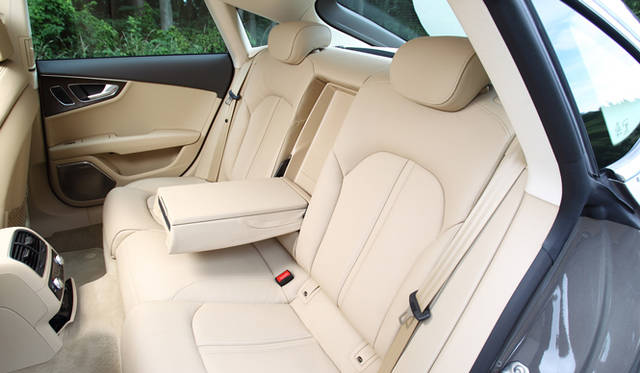 <strong>Audi A7 Sportback｜アウディ A7 スポーツバック</strong>