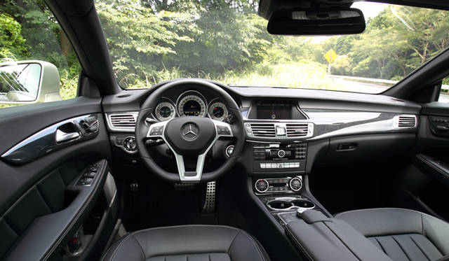 <strong>Mercedes-Benz CLS 350 BlueEFFICIENCY｜ メルセデス・ベンツ CLS 350 ブルーエフィシエンシー</strong>