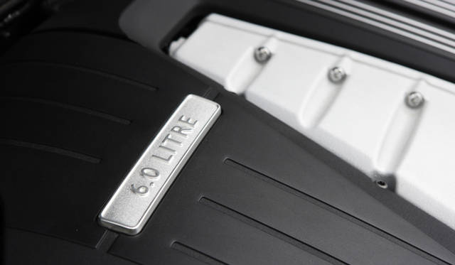 <strong>BENTLEY CONTINENTAL GT｜ベントレー コンチネンタル GT</strong>　6リッターW型12気筒ツインターボ