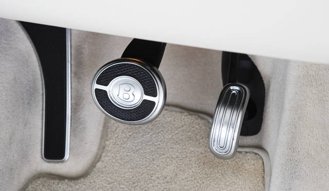 <strong>BENTLEY CONTINENTAL GT｜ベントレー コンチネンタル GT</strong>　