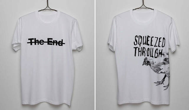 　新ブランド「s’yte（サイト）」　左／グラフィックTシャツ THE ENDモチーフ7875円、右／グラフィックTシャツ ニワトリモチーフ8715円 Photo by Shizuka Matsumoto