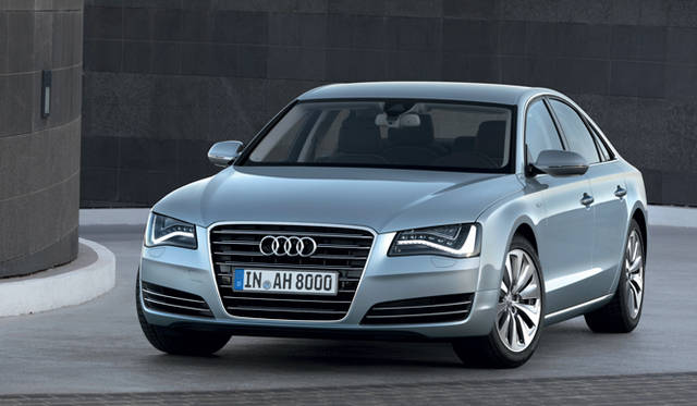 <strong>Audi A8 hybrid｜アウディA8 ハイブリッド</strong>