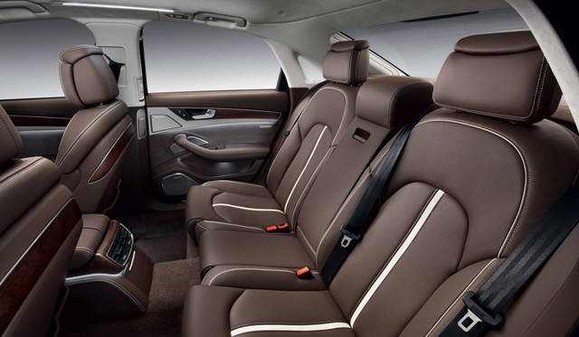 <strong>Audi A8 hybrid｜アウディA8 ハイブリッド</strong>