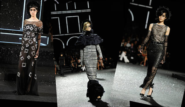 <strong>CHANEL｜シャネル　2011-12年秋冬オートクチュールコレクション</strong>　ショーの本番。　©CHANEL
