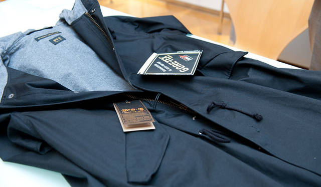 <strong>ISETAN MEN’S｜伊勢丹新宿店メンズ館 7階</strong>　「McG+K」 モッズコート8万2950円（伊勢丹新宿店）