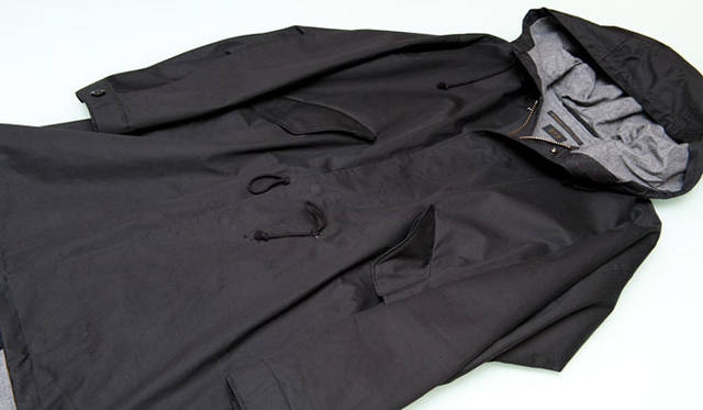 <strong>ISETAN MEN’S｜伊勢丹新宿店メンズ館 7階</strong>　「McG+K」 モッズコート8万2950円（伊勢丹新宿店）