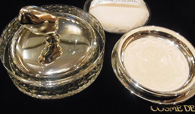 <strong>SAKURA｜第16回 心ときめく日々</strong>　コスメデコルテ発表会