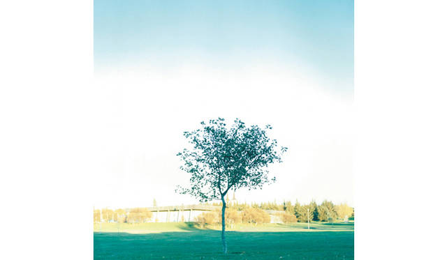 <b>TOMORROWLAND｜トゥモローランド</b>　野崎良太、市橋織江とトリプルコラボレーション！　アルバム『Bon Voyage！　Message from TOMORROWLAND』