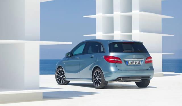 <strong>Mercedes-Benz B-Class｜メルセデス・ベンツ Bクラス</strong>