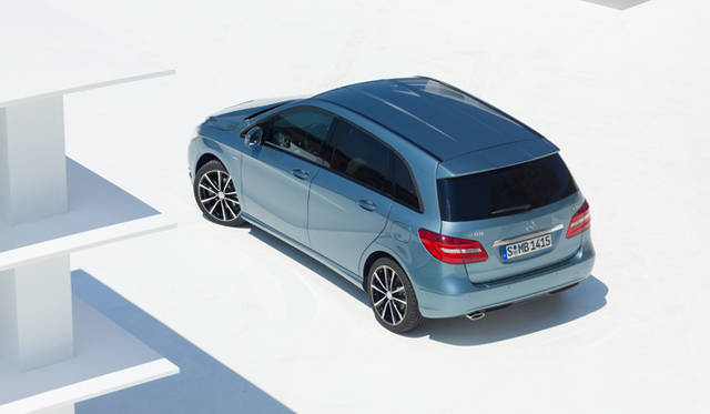 <strong>Mercedes-Benz B-Class｜メルセデス・ベンツ Bクラス</strong>