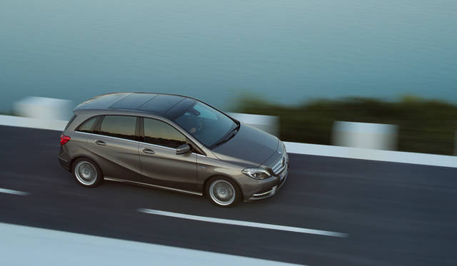 <strong>Mercedes-Benz B-Class｜メルセデス・ベンツ Bクラス</strong>