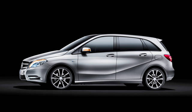 <strong>Mercedes-Benz B-Class｜メルセデス・ベンツ Bクラス</strong>