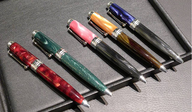 <strong>伊勢丹｜イセタンメンズ レジデンス</strong>　「マーレン」 ファッションシリーズ限定カラー