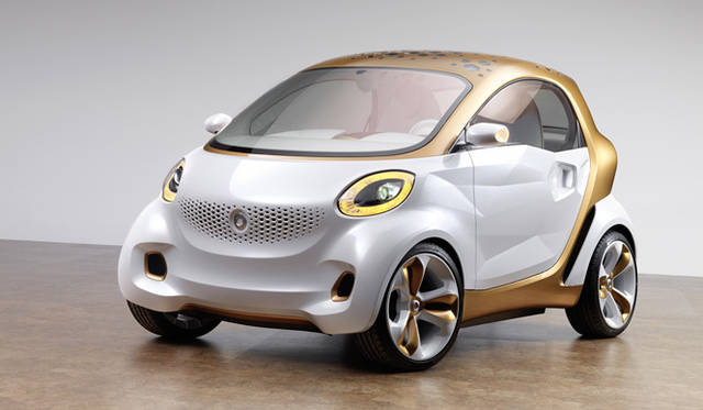 <strong>smart Forvision EV concept｜スマート フォーヴィジョン EV コンセプト</strong>