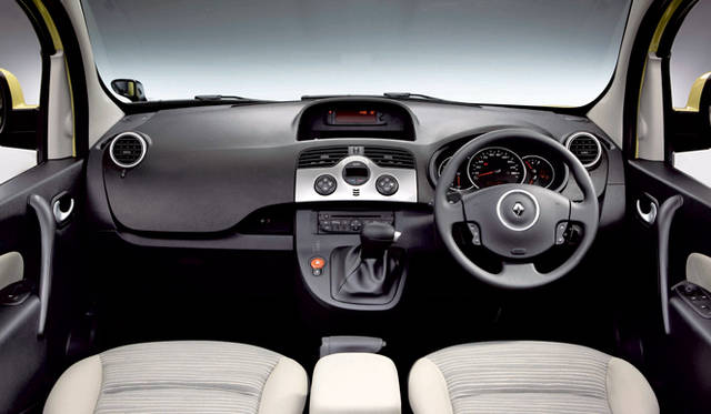 <strong>RENAULT KANGOO│ルノー カングー</strong>