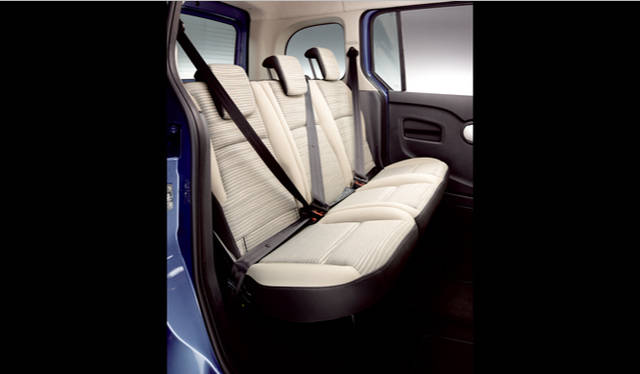 <strong>RENAULT KANGOO│ルノー カングー</strong>