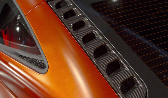 <strong>McLaren MP4-12C｜マクラーレンMP4-12C</strong>