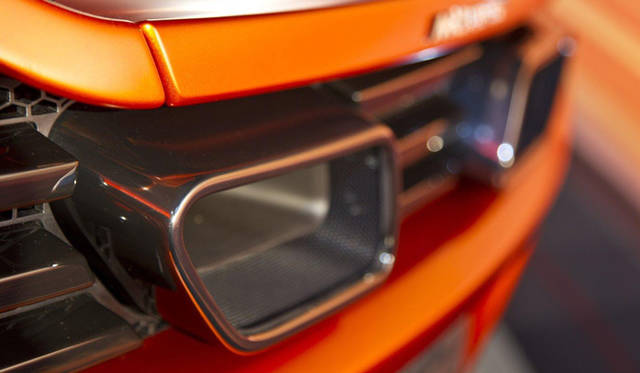 <strong>McLaren MP4-12C｜マクラーレンMP4-12C</strong>