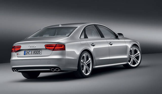 <strong>Audi S8｜アウディ S8</strong>