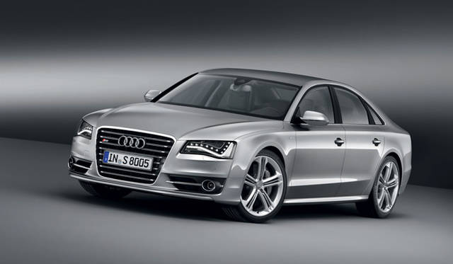 <strong>Audi S8｜アウディ S8</strong>