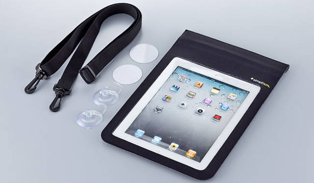 <strong>Simplism｜シンプリズム</strong>　 IPX7準拠の防水完備の全天候型 iPadケース「Waterproof Case for iPad」