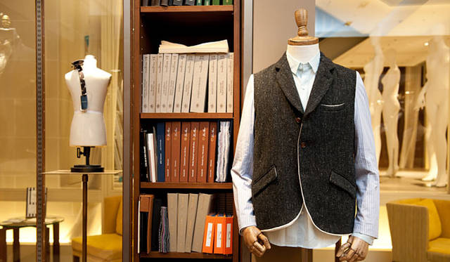 <strong>TOMORROWLAND｜トゥモローランド</strong>　『トゥモローランド渋谷店』