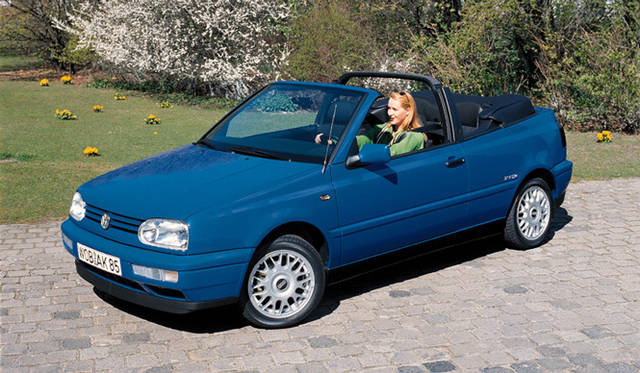<strong>Volkswagen Golf Cabriolet｜フォルクスワーゲン ゴルフ カブリオレ</strong>　バイキセノンヘッドライト