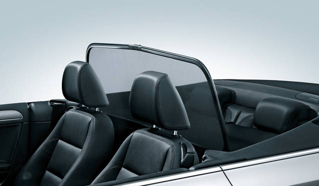 <strong>Volkswagen Golf Cabriolet｜フォルクスワーゲン ゴルフ カブリオレ</strong>　ウインドディフレクター